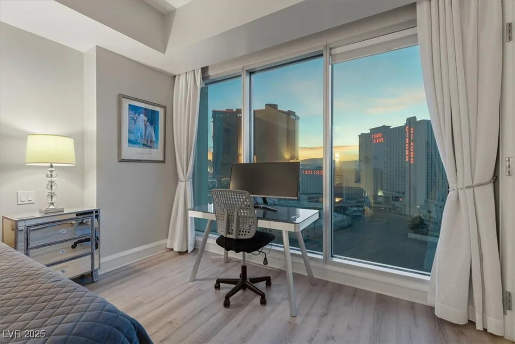 2700 Las Vegas, Las Vegas, NV 89109