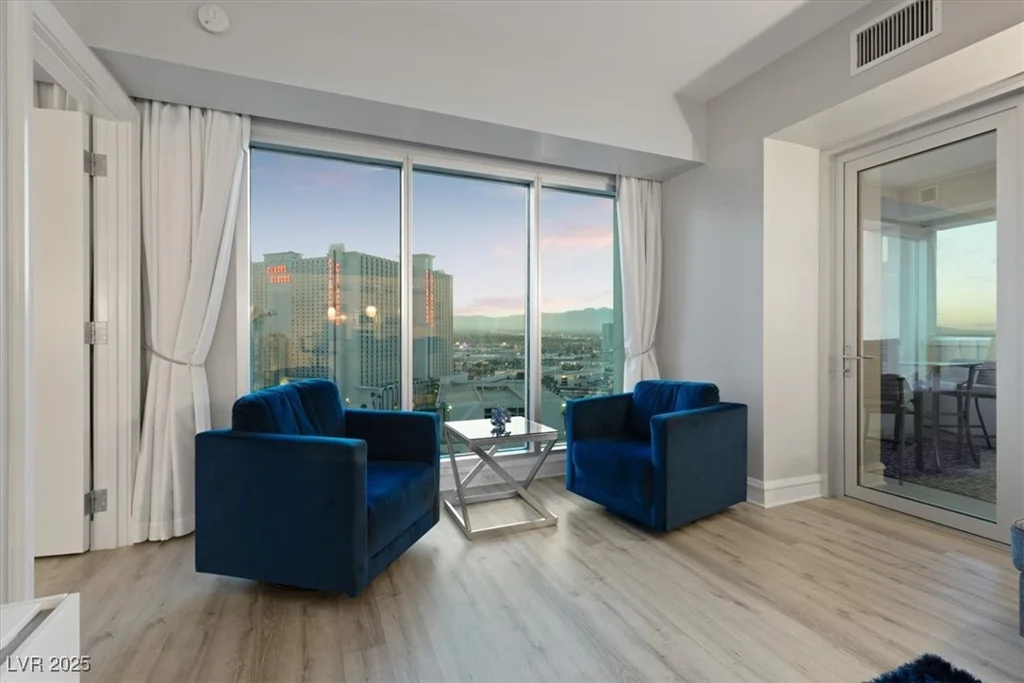 2700 Las Vegas, Las Vegas, NV 89109