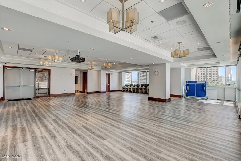 2700 Las Vegas, Las Vegas, NV 89109