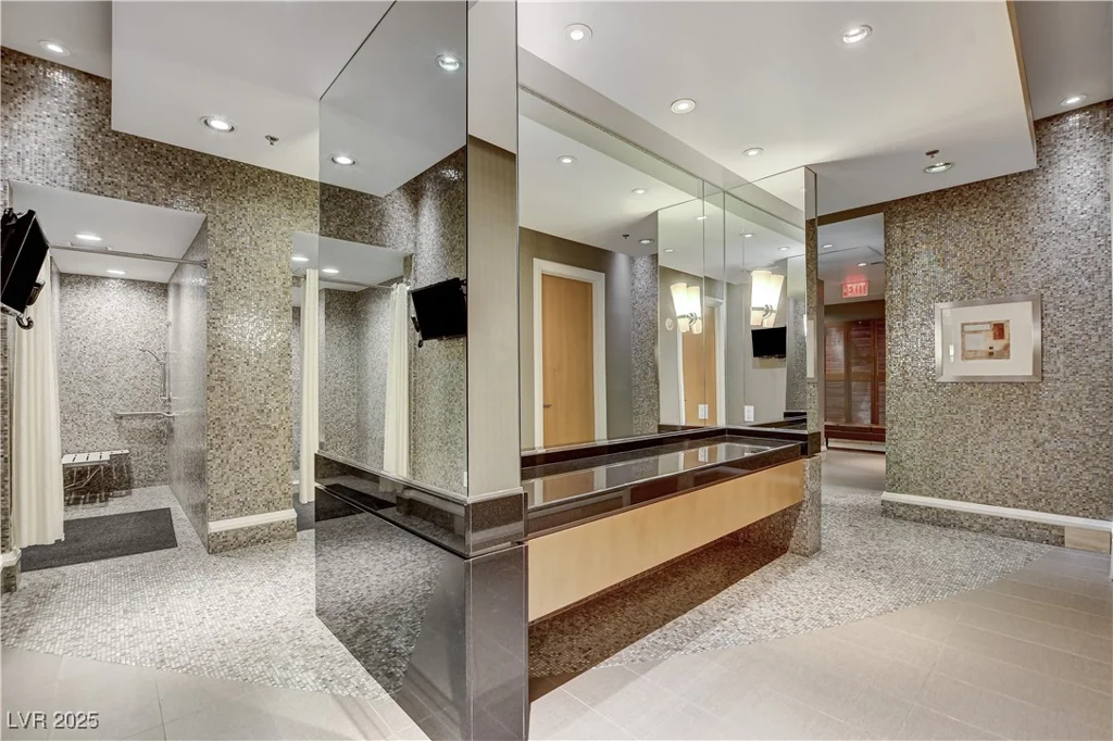 2700 Las Vegas, Las Vegas, NV 89109