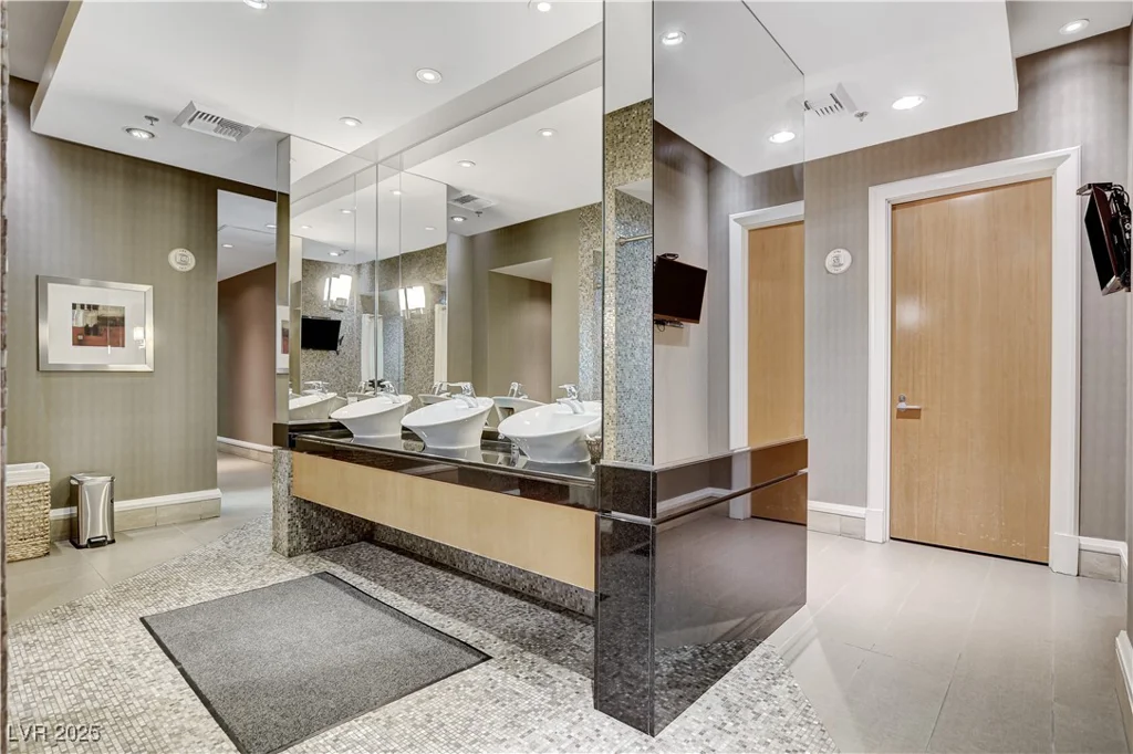 2700 Las Vegas, Las Vegas, NV 89109