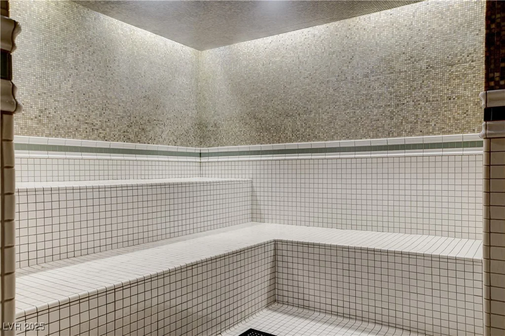 2700 Las Vegas, Las Vegas, NV 89109