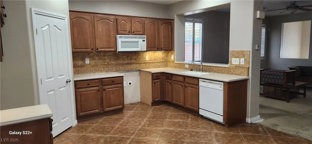 8724 Big Sagebrush, Las Vegas, NV 89117