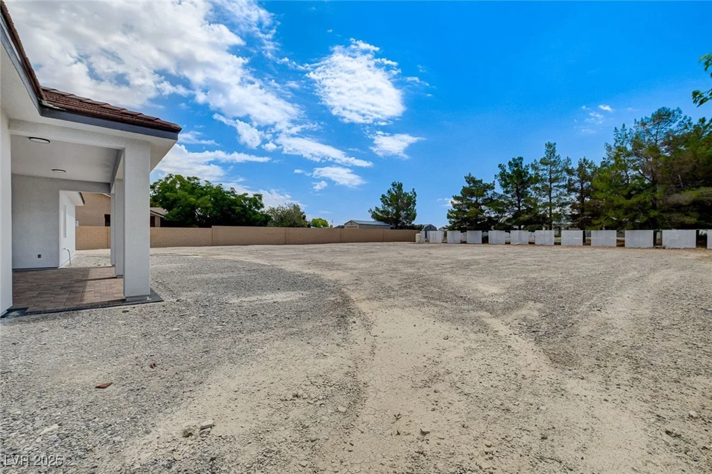 5601 Mary Lou, Pahrump, NV 89061