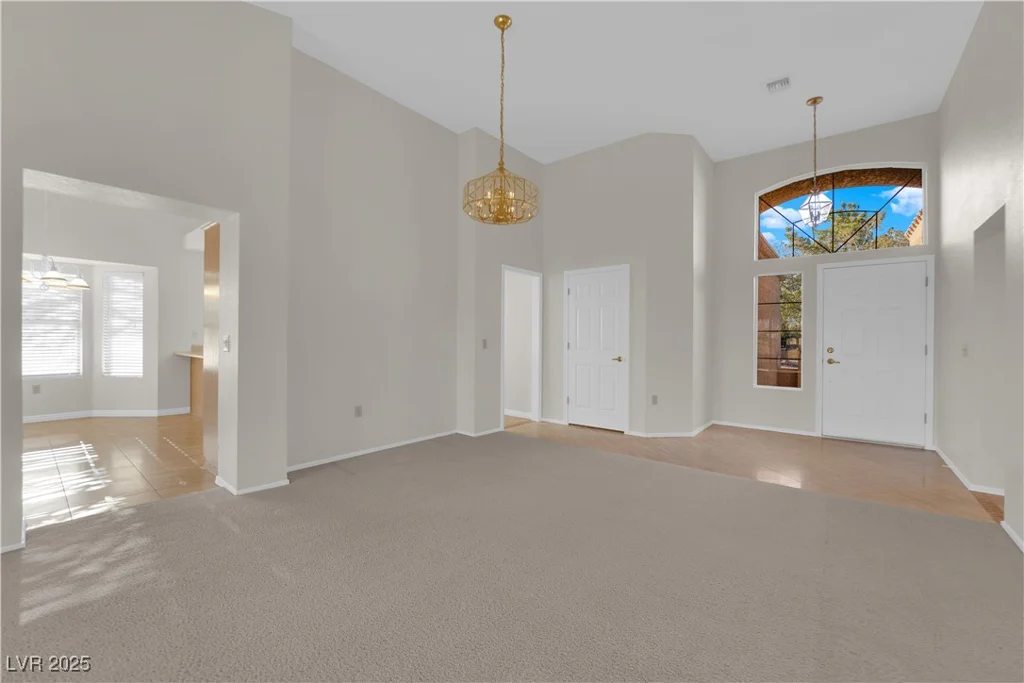 9013 Litchfield, Las Vegas, NV 89134
