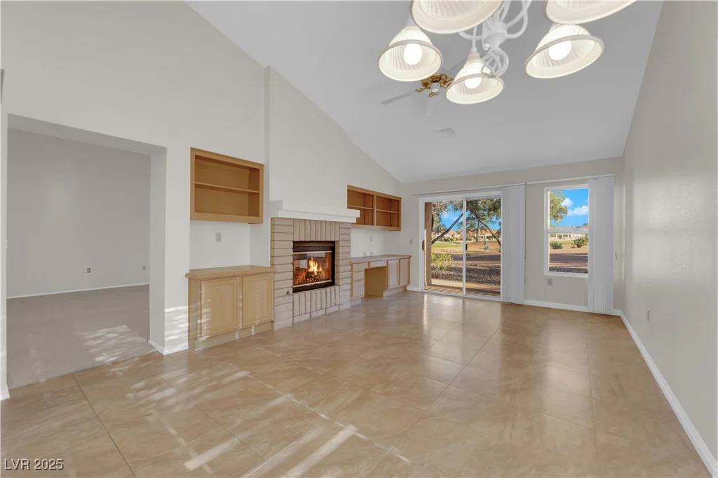 9013 Litchfield, Las Vegas, NV 89134