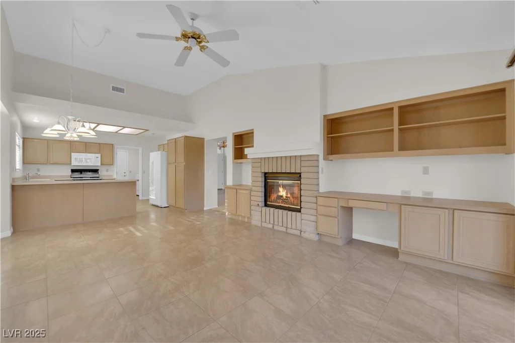 9013 Litchfield, Las Vegas, NV 89134