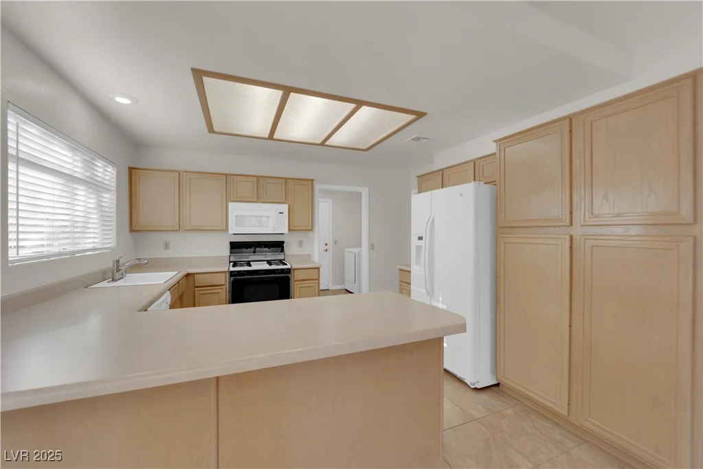 9013 Litchfield, Las Vegas, NV 89134