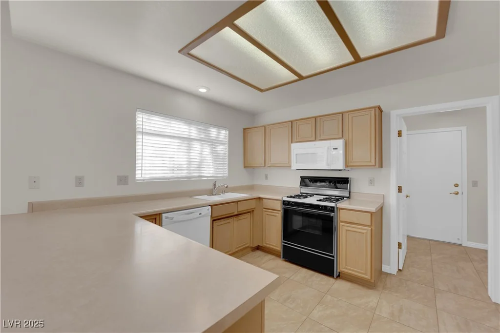 9013 Litchfield, Las Vegas, NV 89134