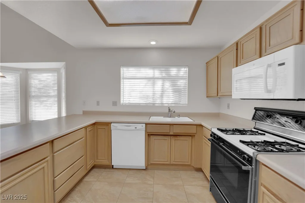 9013 Litchfield, Las Vegas, NV 89134