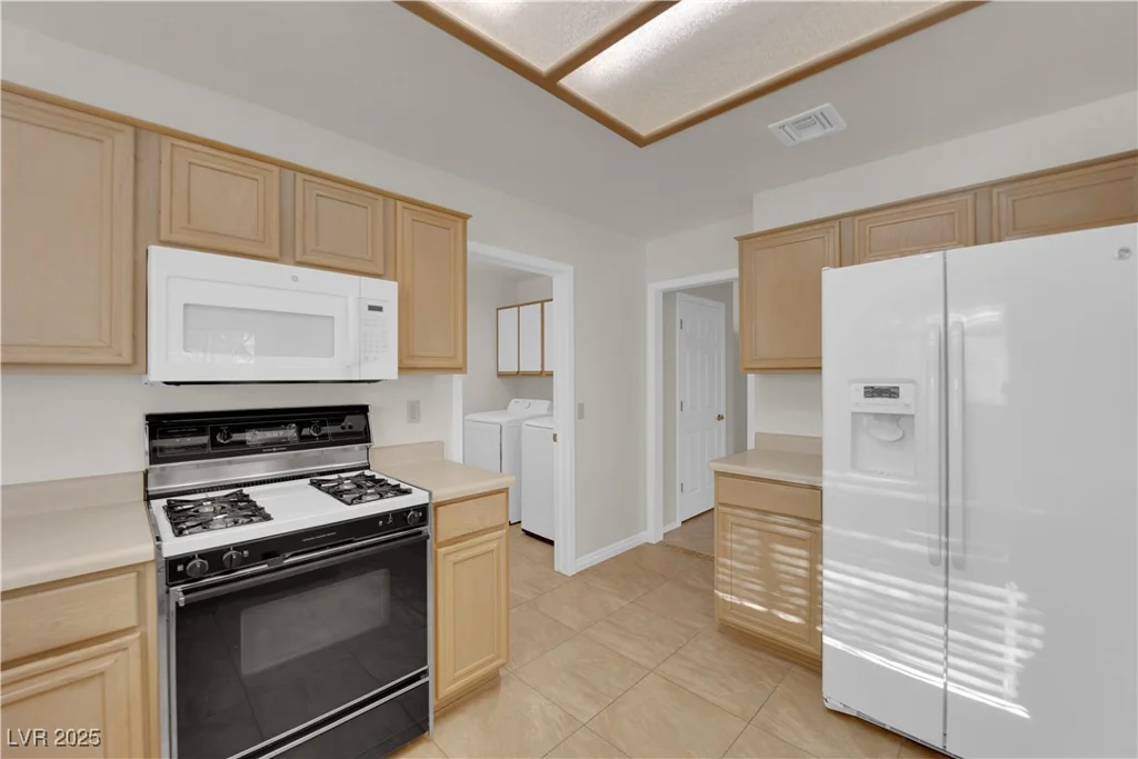 9013 Litchfield, Las Vegas, NV 89134