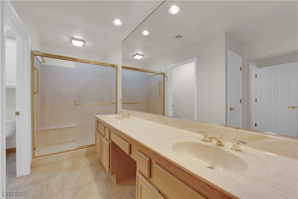 9013 Litchfield, Las Vegas, NV 89134
