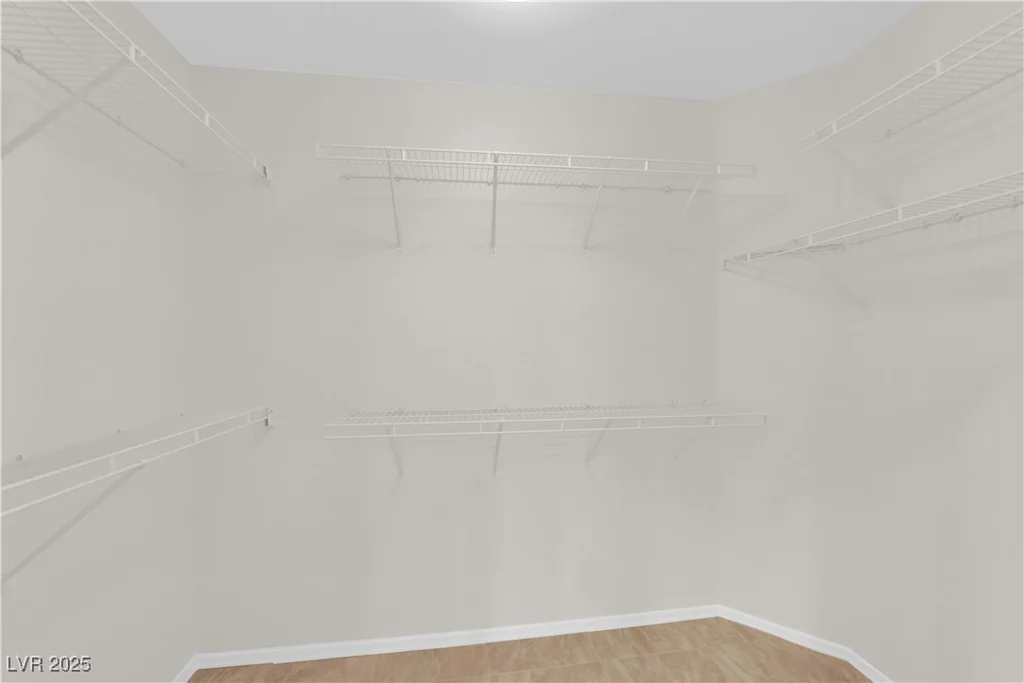 9013 Litchfield, Las Vegas, NV 89134