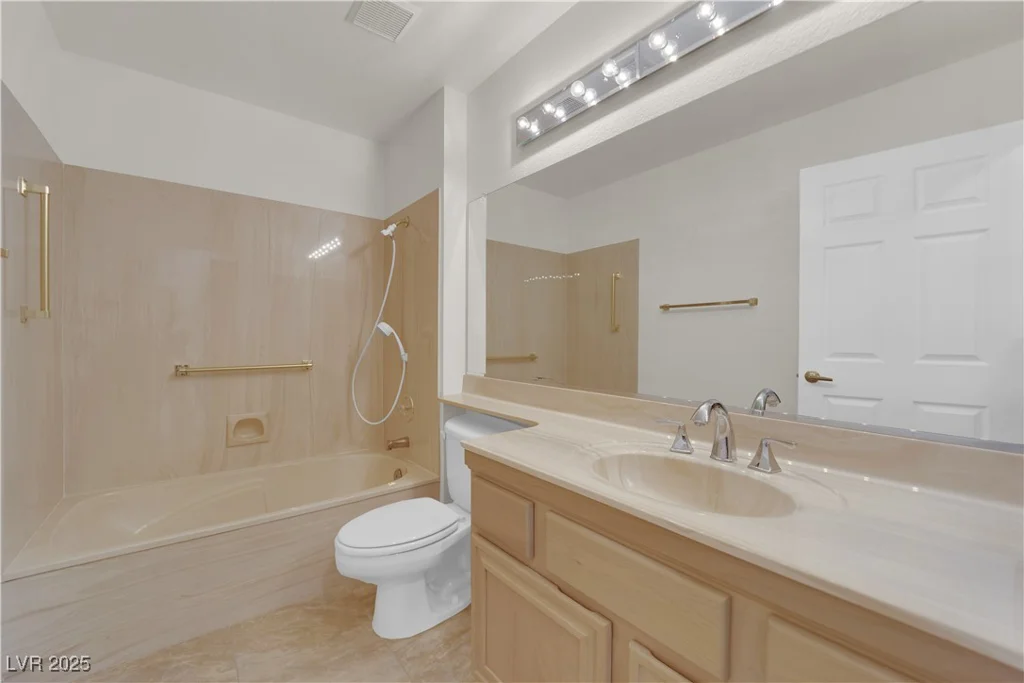 9013 Litchfield, Las Vegas, NV 89134