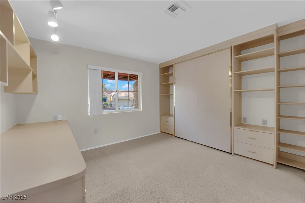 9013 Litchfield, Las Vegas, NV 89134