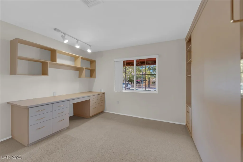 9013 Litchfield, Las Vegas, NV 89134