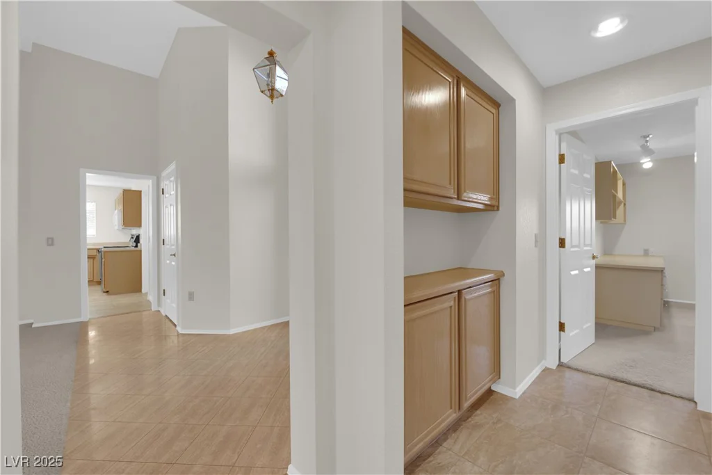 9013 Litchfield, Las Vegas, NV 89134