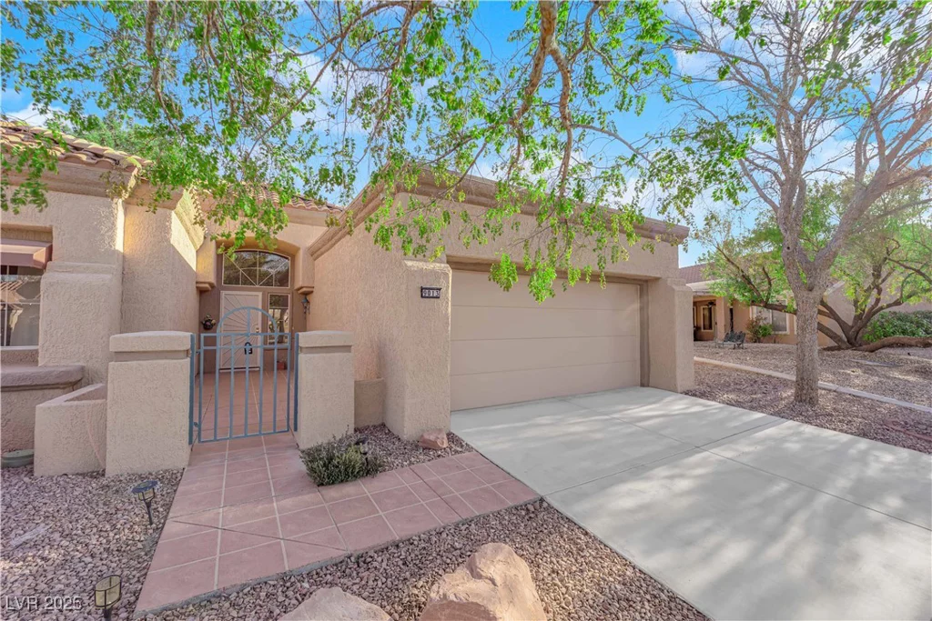 9013 Litchfield, Las Vegas, NV 89134
