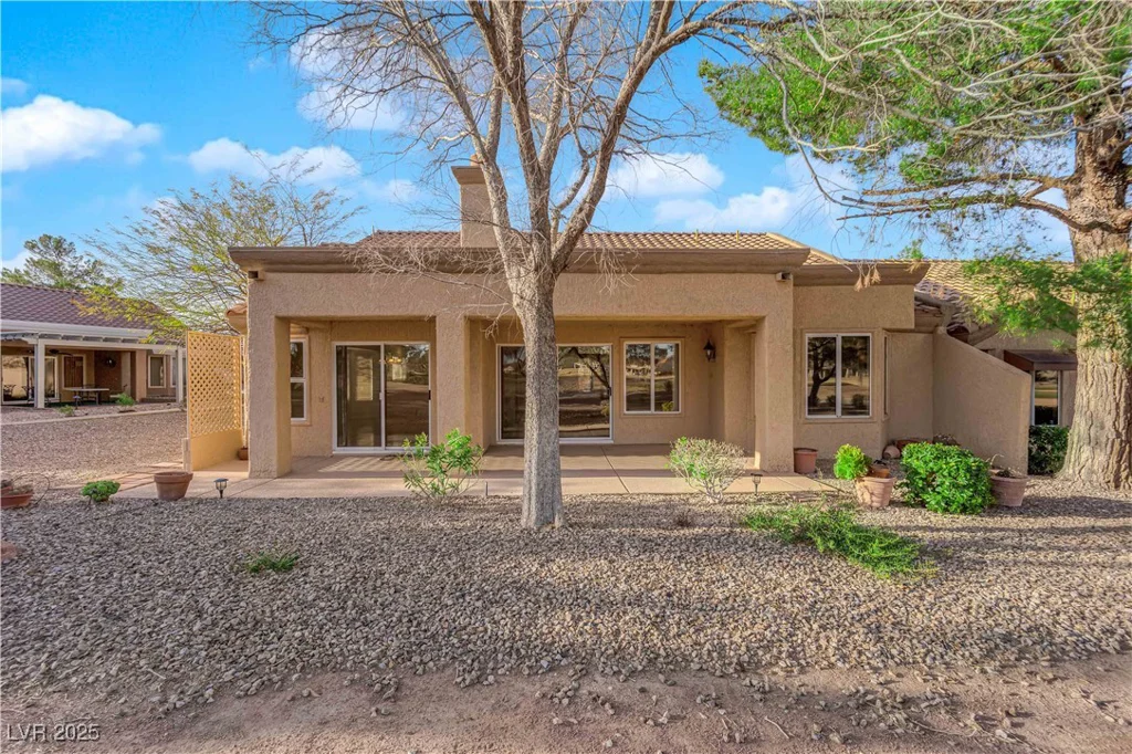 9013 Litchfield, Las Vegas, NV 89134