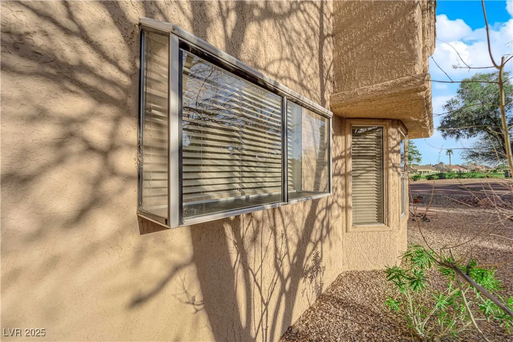 9013 Litchfield, Las Vegas, NV 89134