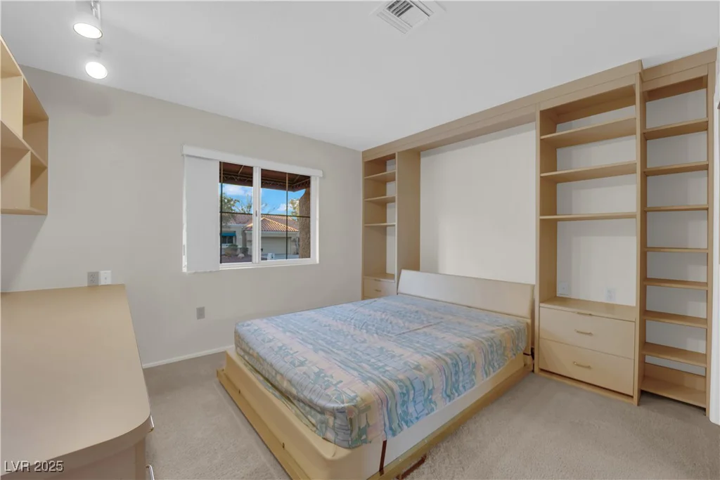 9013 Litchfield, Las Vegas, NV 89134