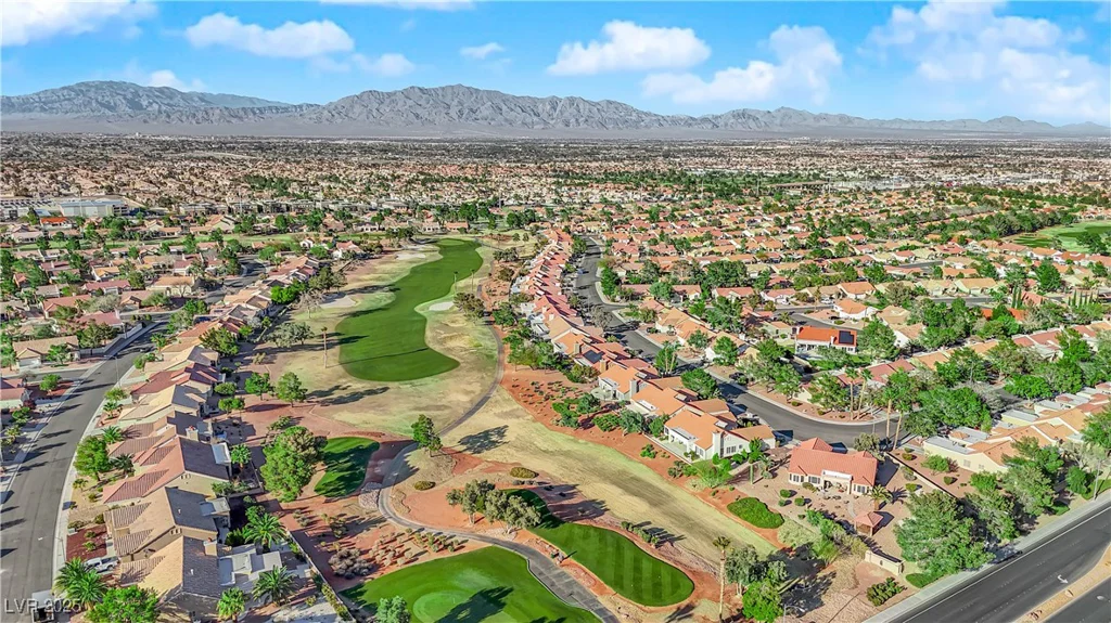 9013 Litchfield, Las Vegas, NV 89134