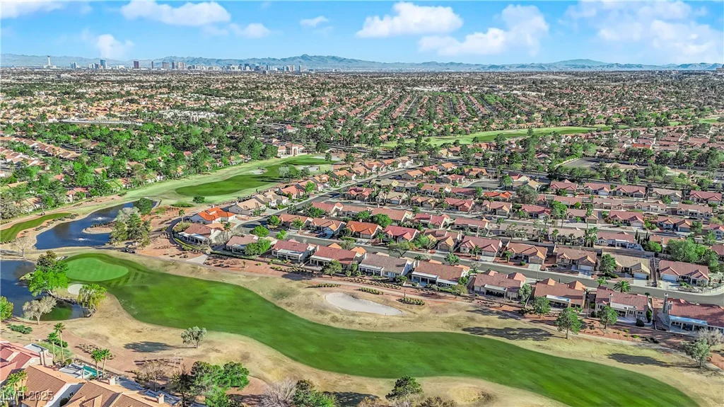 9013 Litchfield, Las Vegas, NV 89134