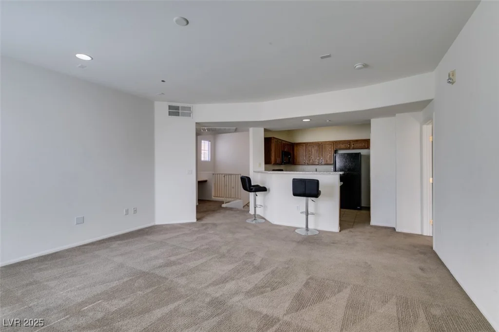 5855 Valley, North Las Vegas, NV 89031