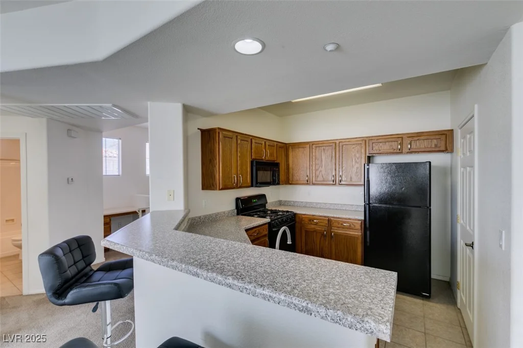 5855 Valley, North Las Vegas, NV 89031