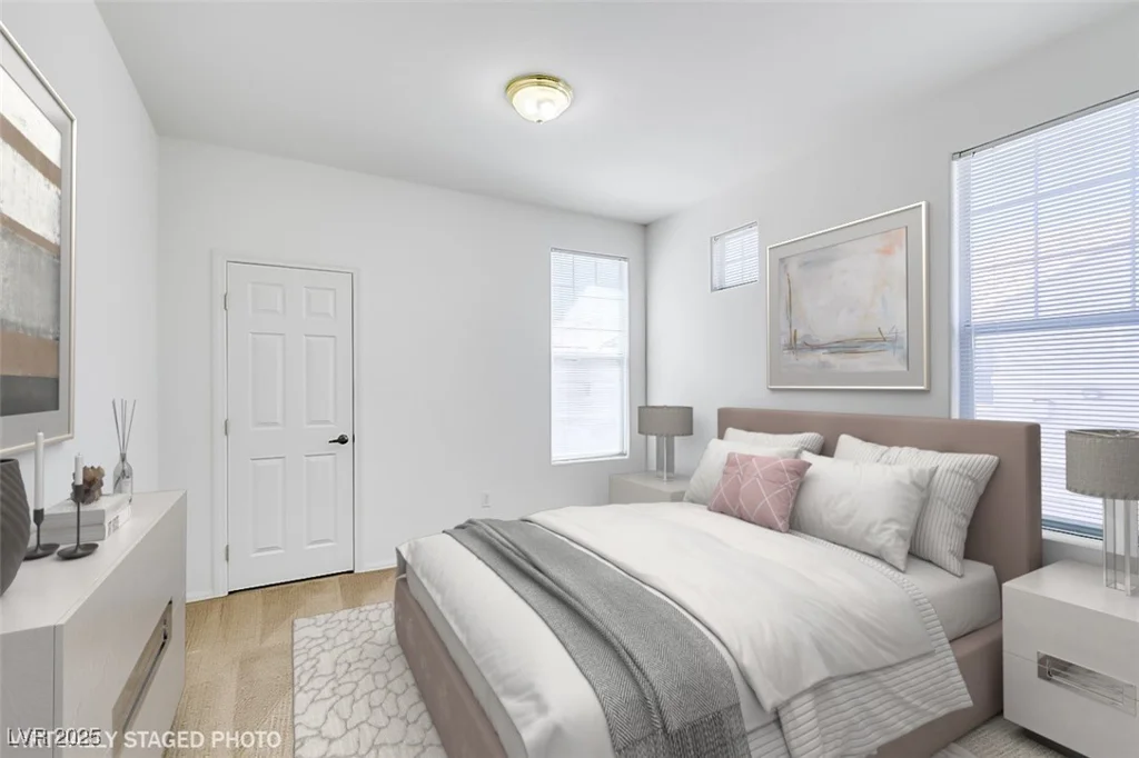 5855 Valley, North Las Vegas, NV 89031