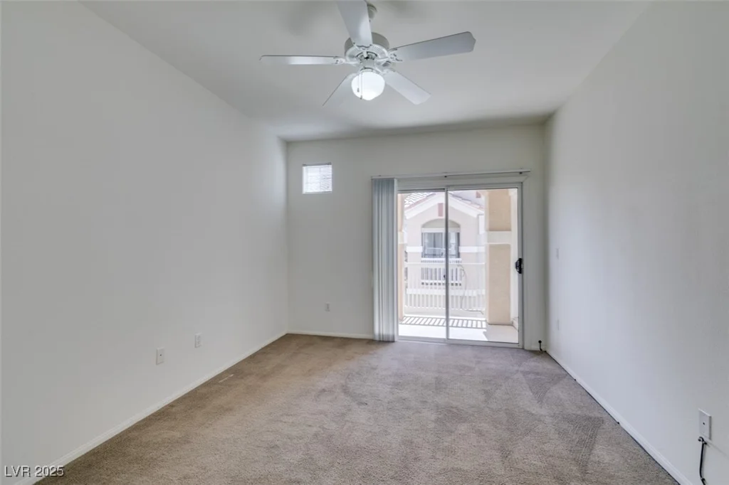 5855 Valley, North Las Vegas, NV 89031