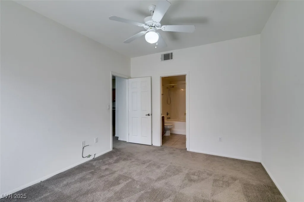 5855 Valley, North Las Vegas, NV 89031