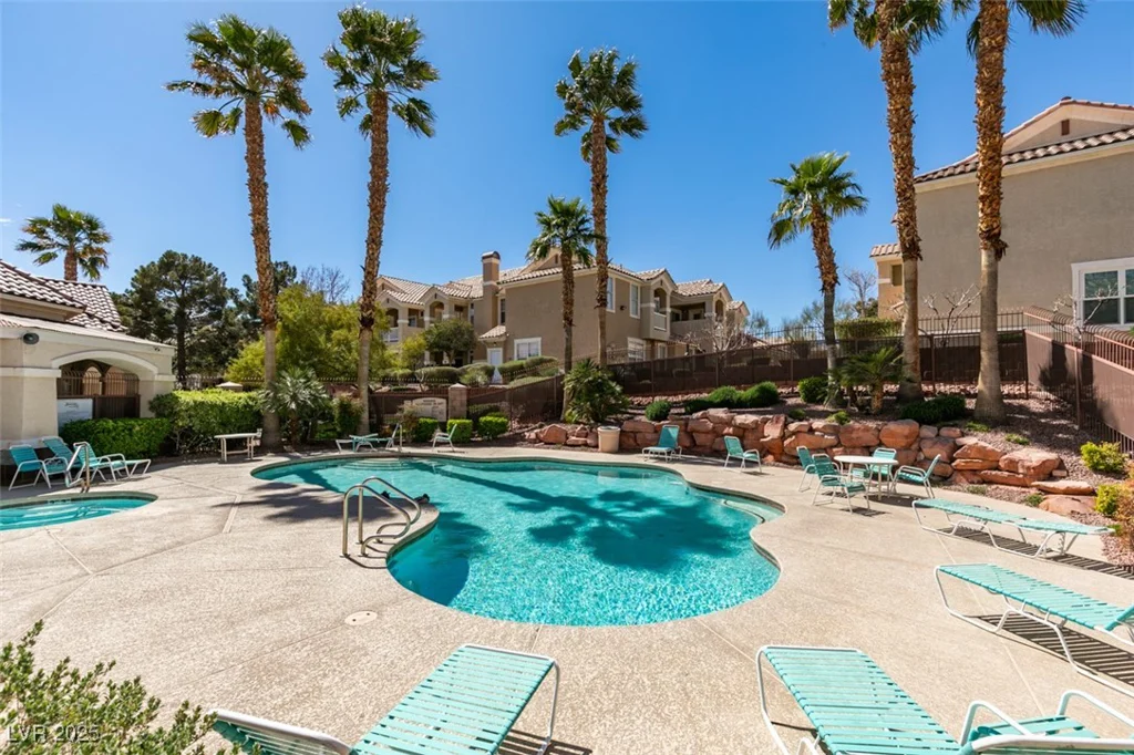 5855 Valley, North Las Vegas, NV 89031