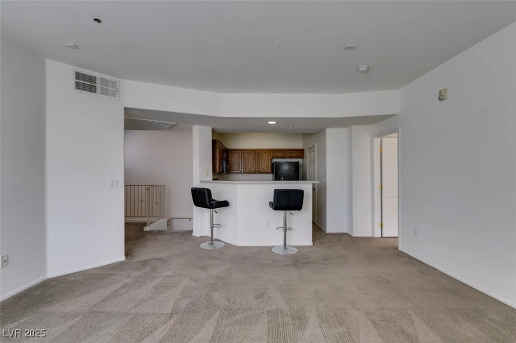 5855 Valley, North Las Vegas, NV 89031