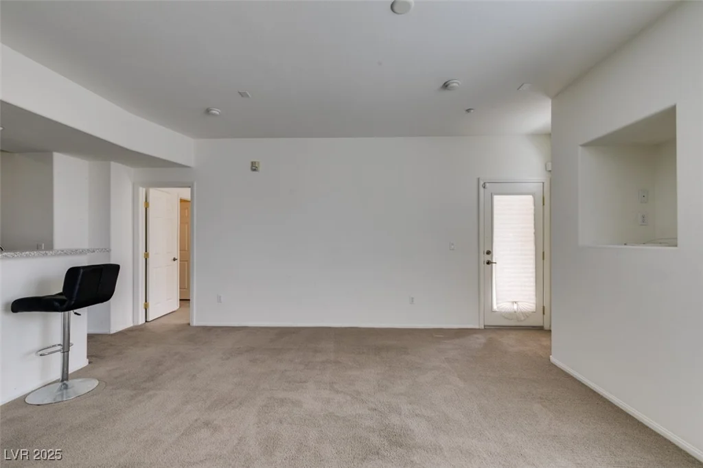 5855 Valley, North Las Vegas, NV 89031