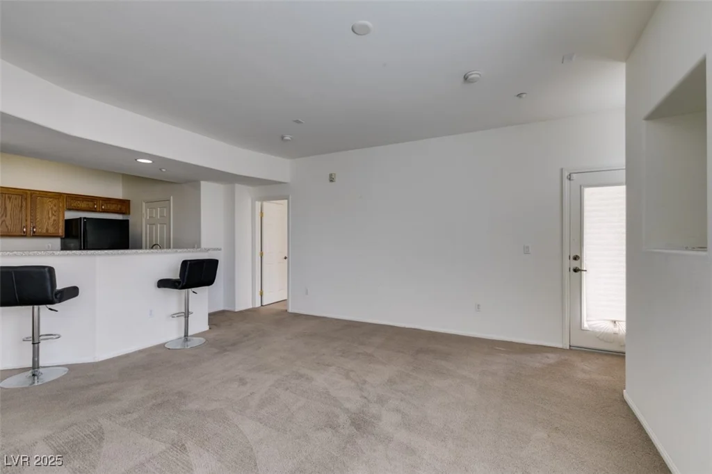 5855 Valley, North Las Vegas, NV 89031