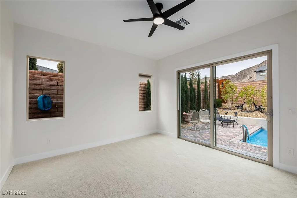 11185 Black Fire Opal, Las Vegas, NV 89138