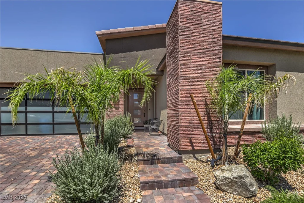 11185 Black Fire Opal, Las Vegas, NV 89138