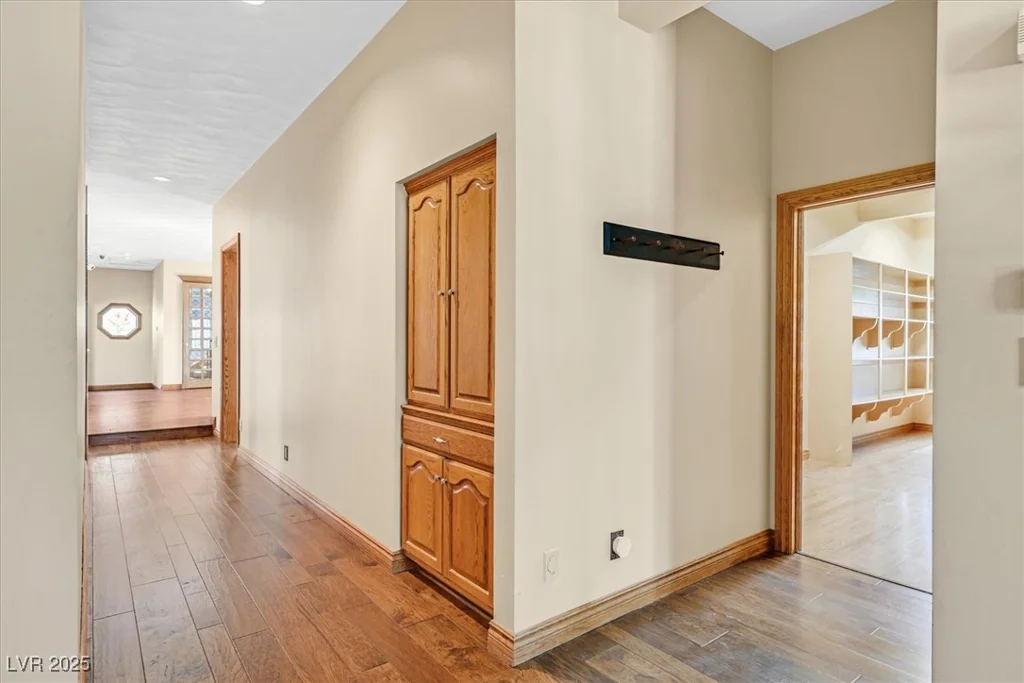 3111 Coachlight, Las Vegas, NV 89117