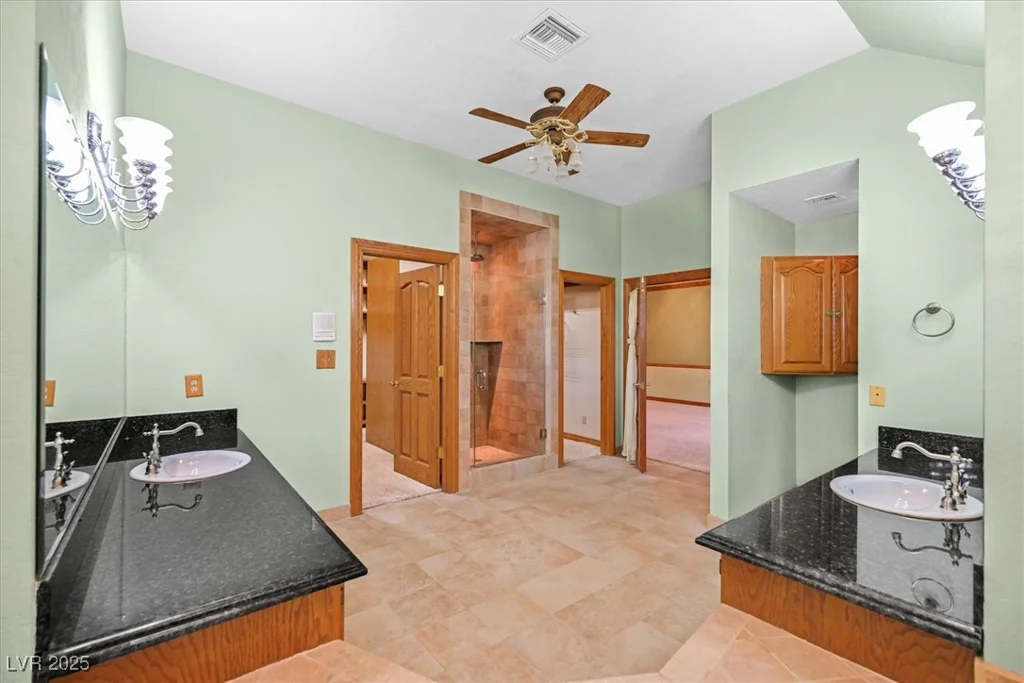 3111 Coachlight, Las Vegas, NV 89117