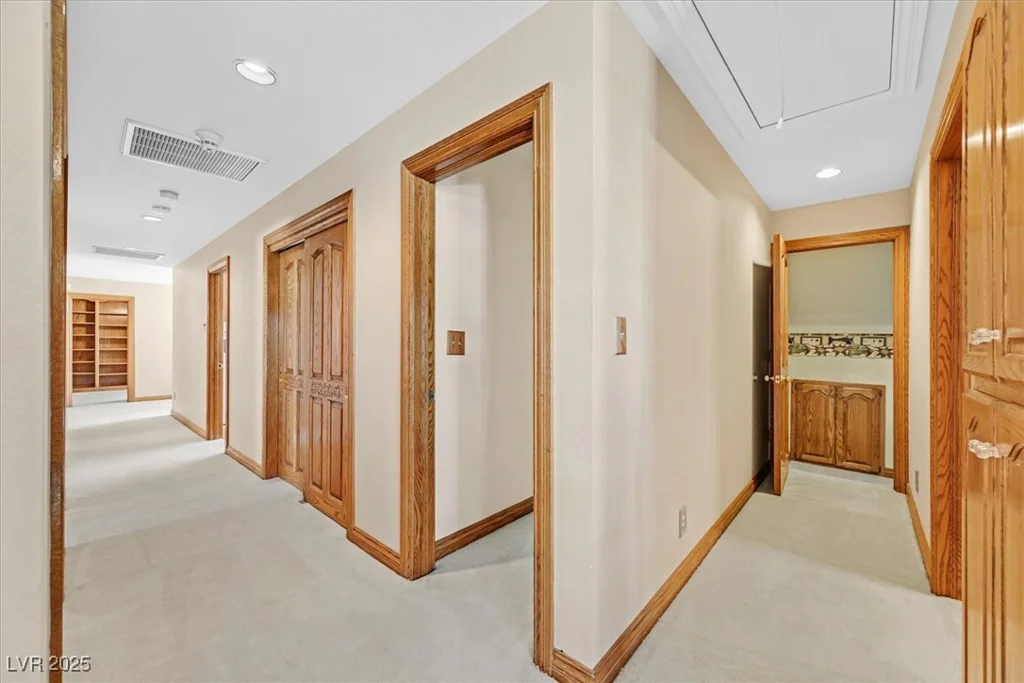 3111 Coachlight, Las Vegas, NV 89117