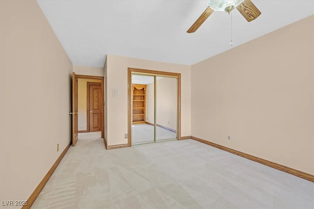 3111 Coachlight, Las Vegas, NV 89117