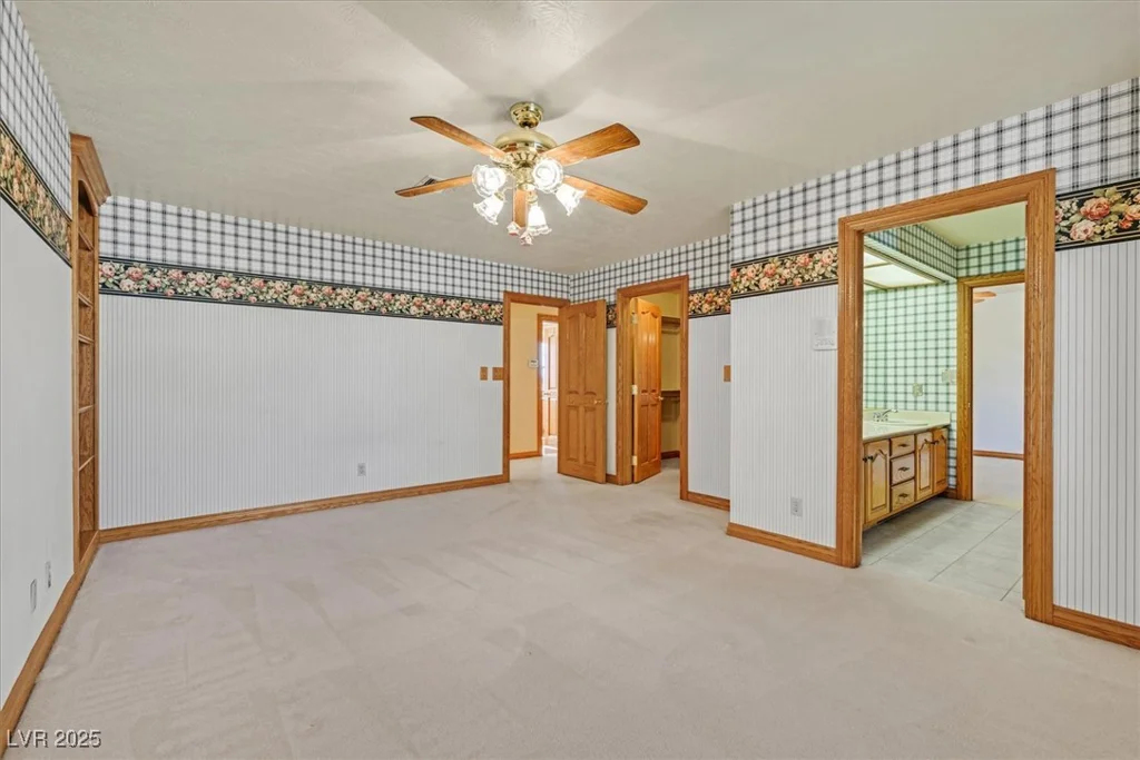 3111 Coachlight, Las Vegas, NV 89117