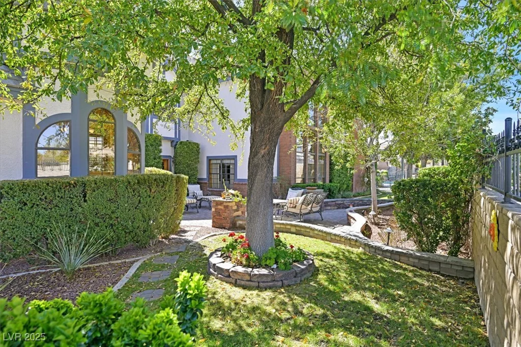 3111 Coachlight, Las Vegas, NV 89117