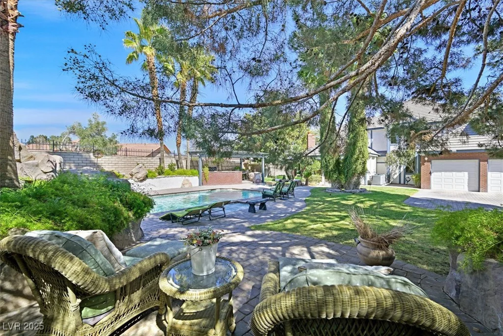 3111 Coachlight, Las Vegas, NV 89117