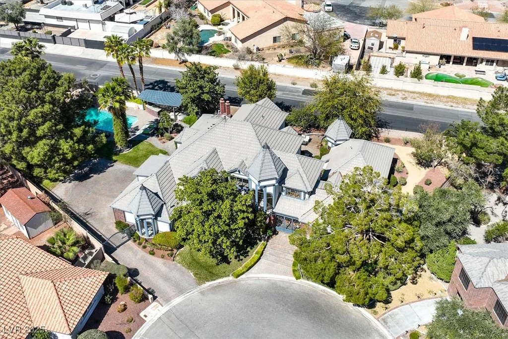 3111 Coachlight, Las Vegas, NV 89117