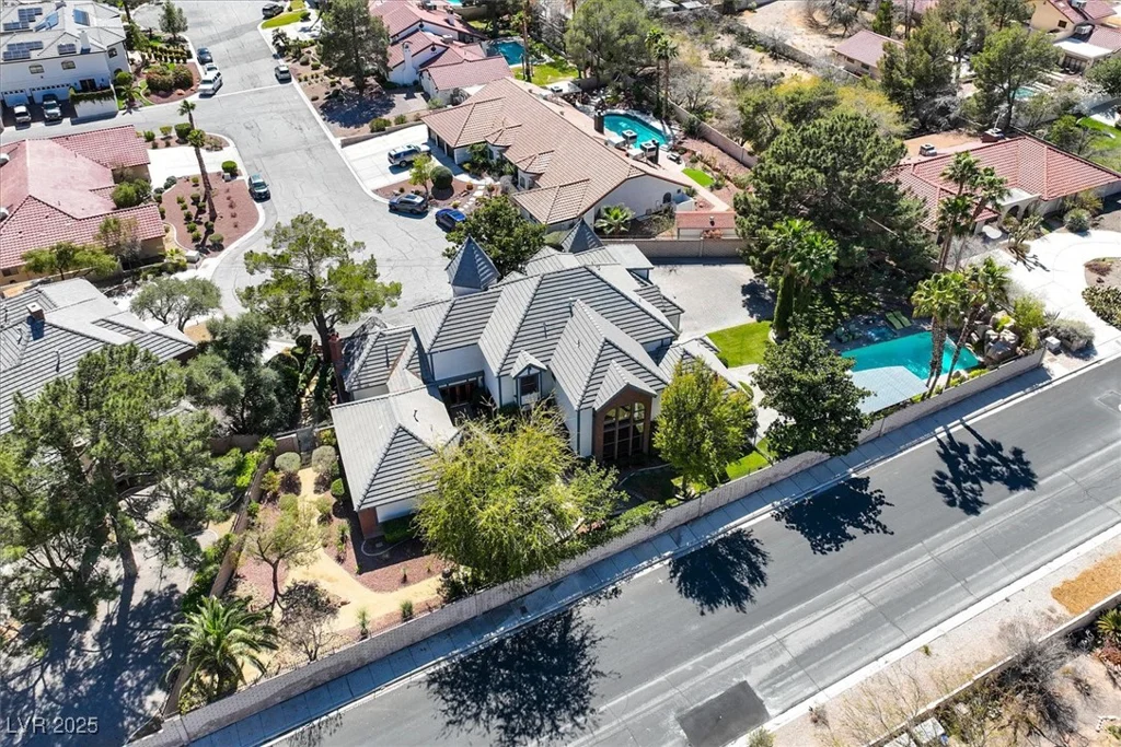 3111 Coachlight, Las Vegas, NV 89117