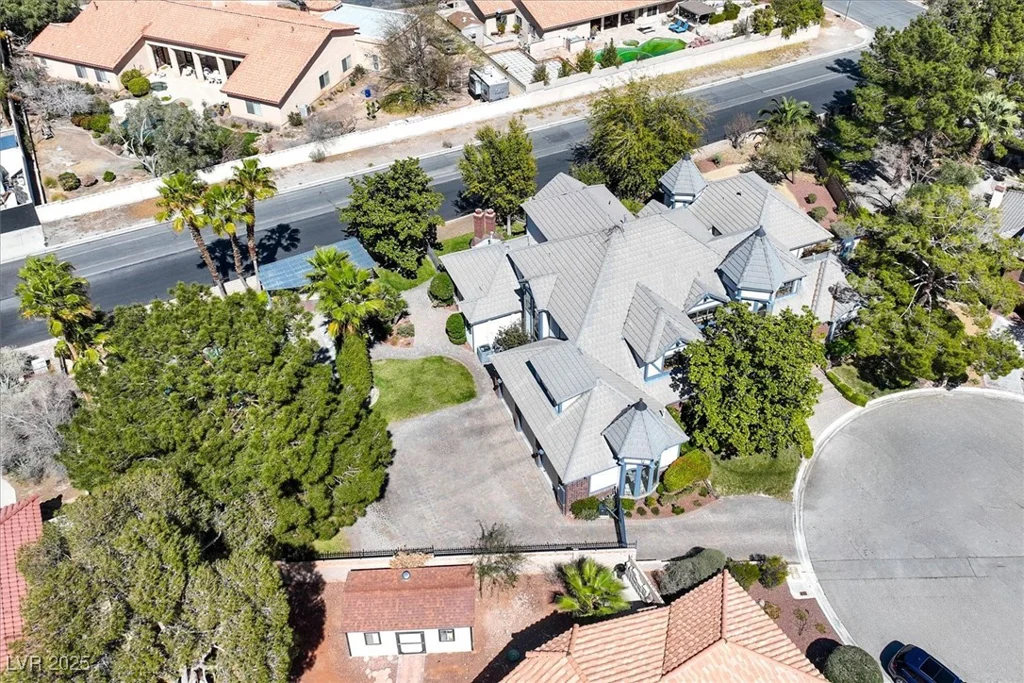 3111 Coachlight, Las Vegas, NV 89117