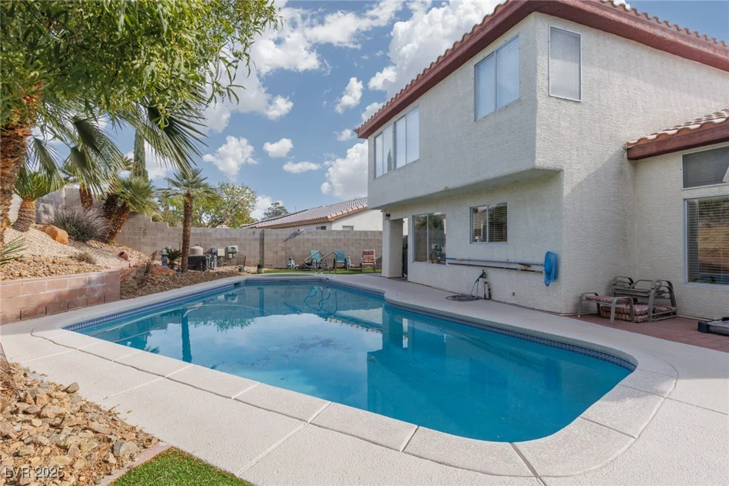 7317 Bosky Springs, Las Vegas, NV 89131