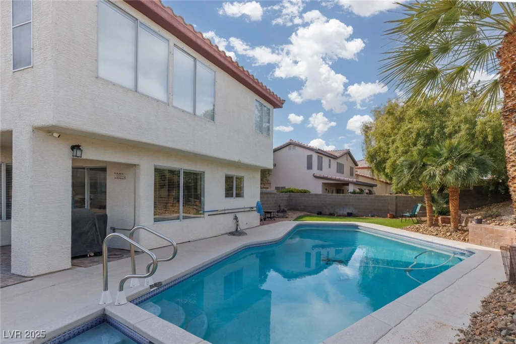 7317 Bosky Springs, Las Vegas, NV 89131
